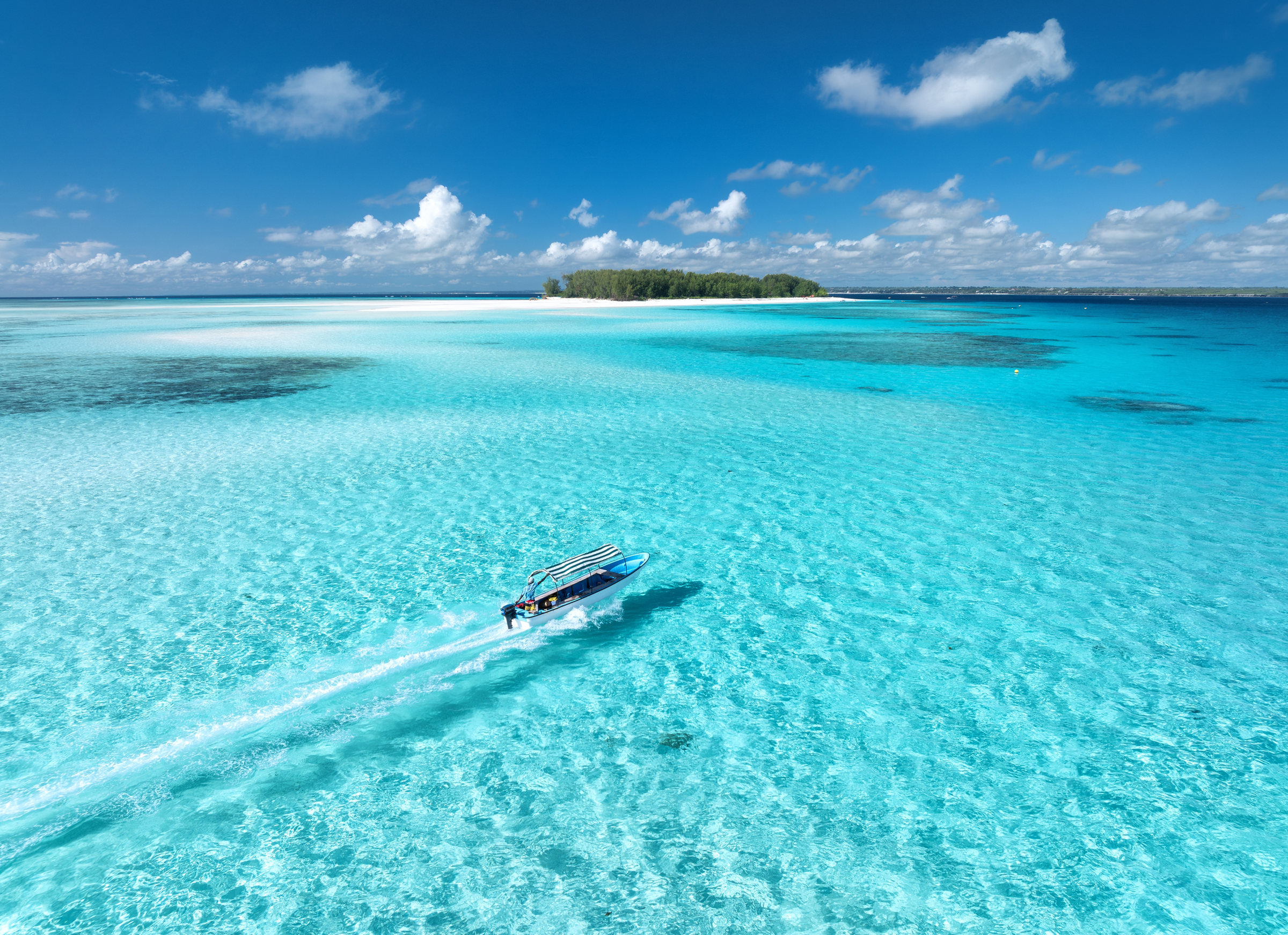 4 Days Exclusive Fly-In Zanzibar Beach Safari