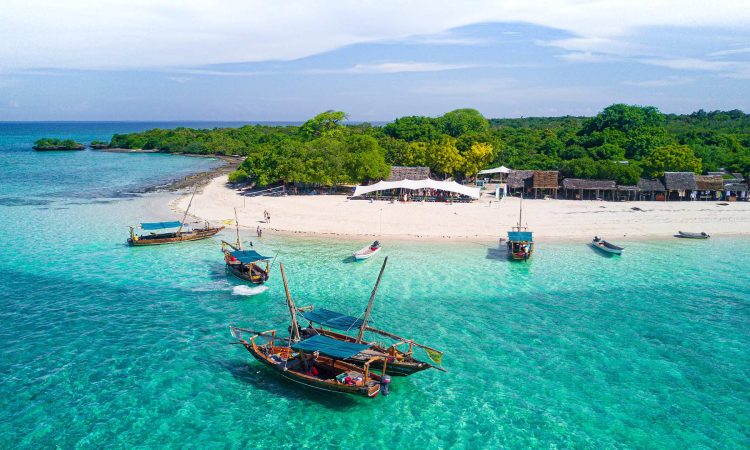 4 Days Exclusive Fly-In Zanzibar Beach Safari