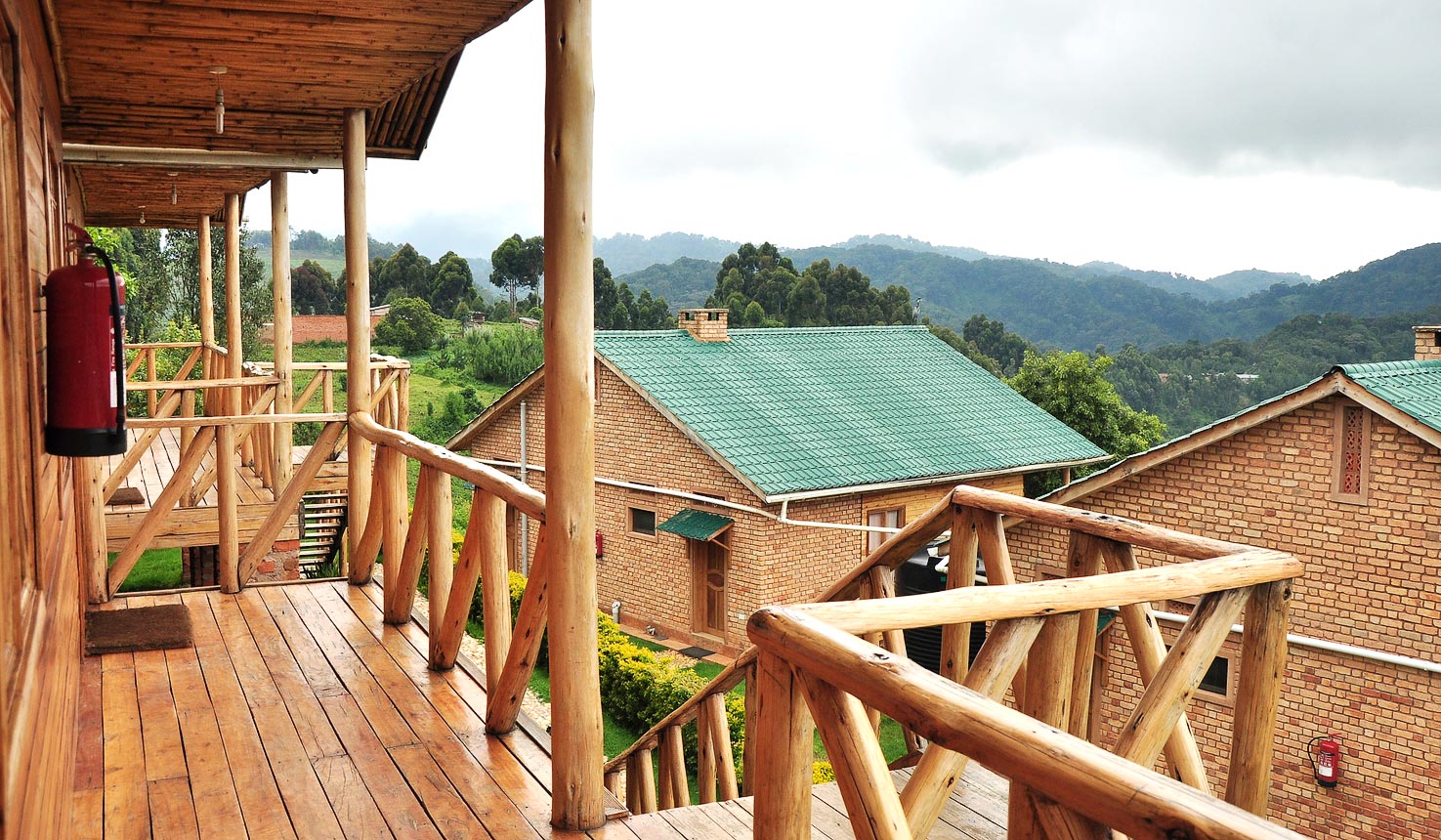 10 Best Value luxury Bwindi Safari Lodges and Camps